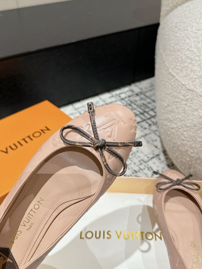 Louis Vuitton Flat Shoes